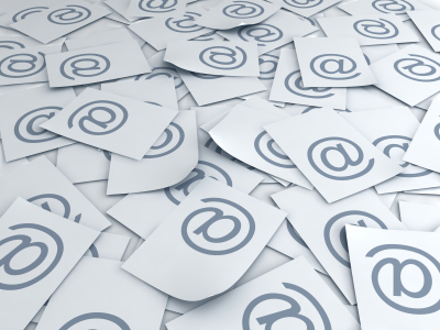 Think Before You Push Twitter to Linkedin Status Updates – By Martin Brossman